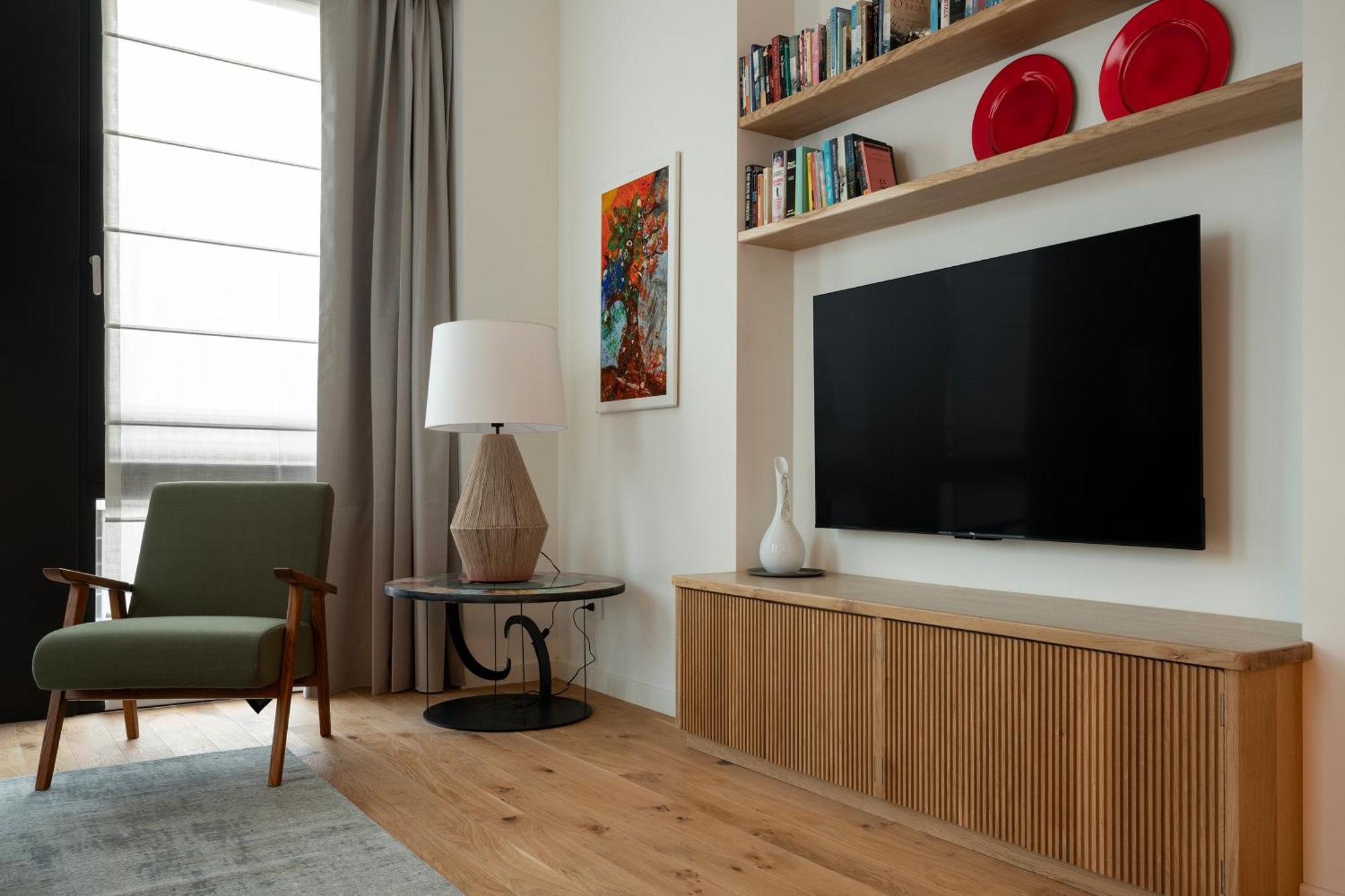 Santa Tecla Living Washington Building